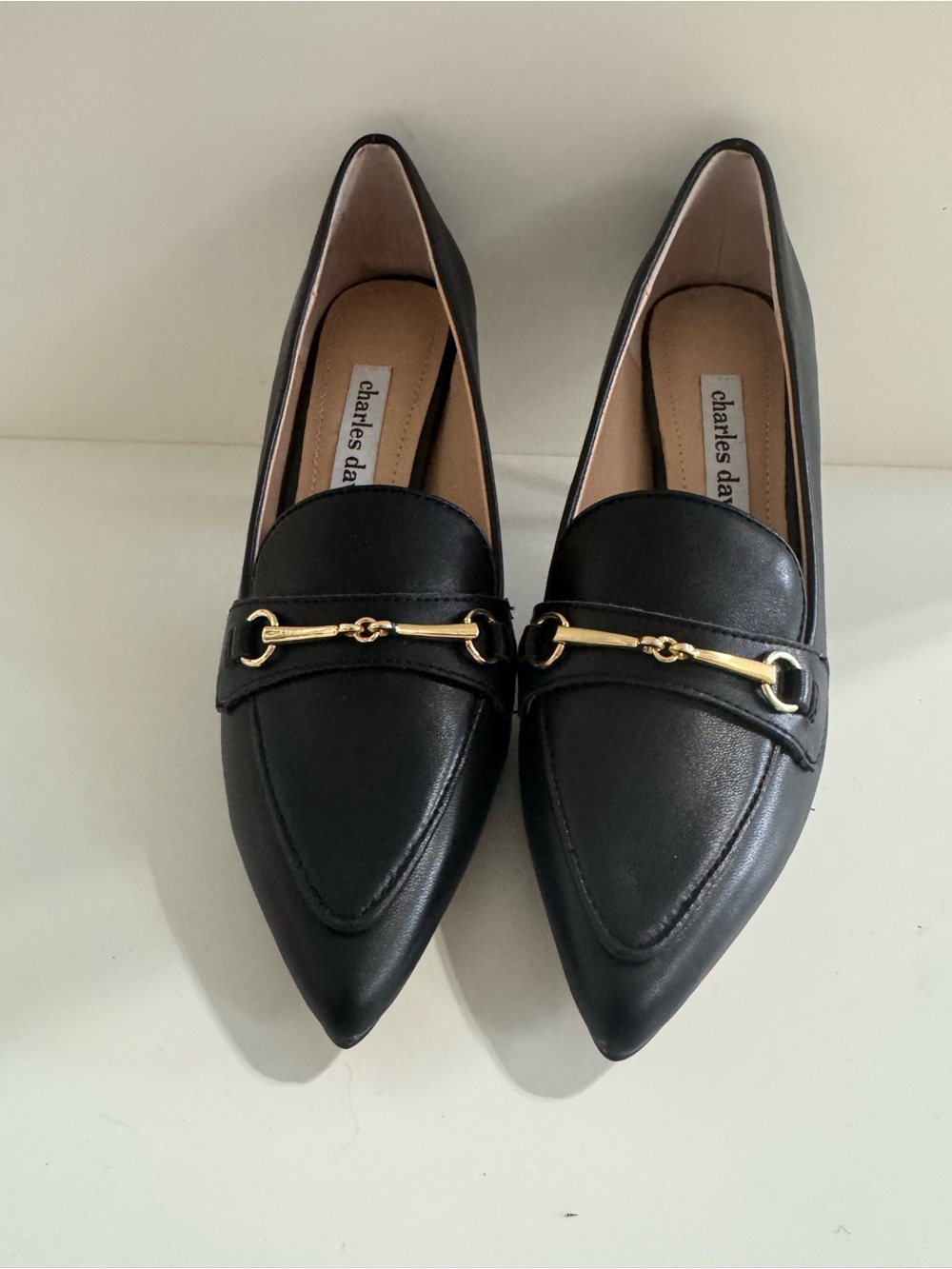 NWOT - Charles David Black Pointed Leather Loafers with Gold Bit Size 5M